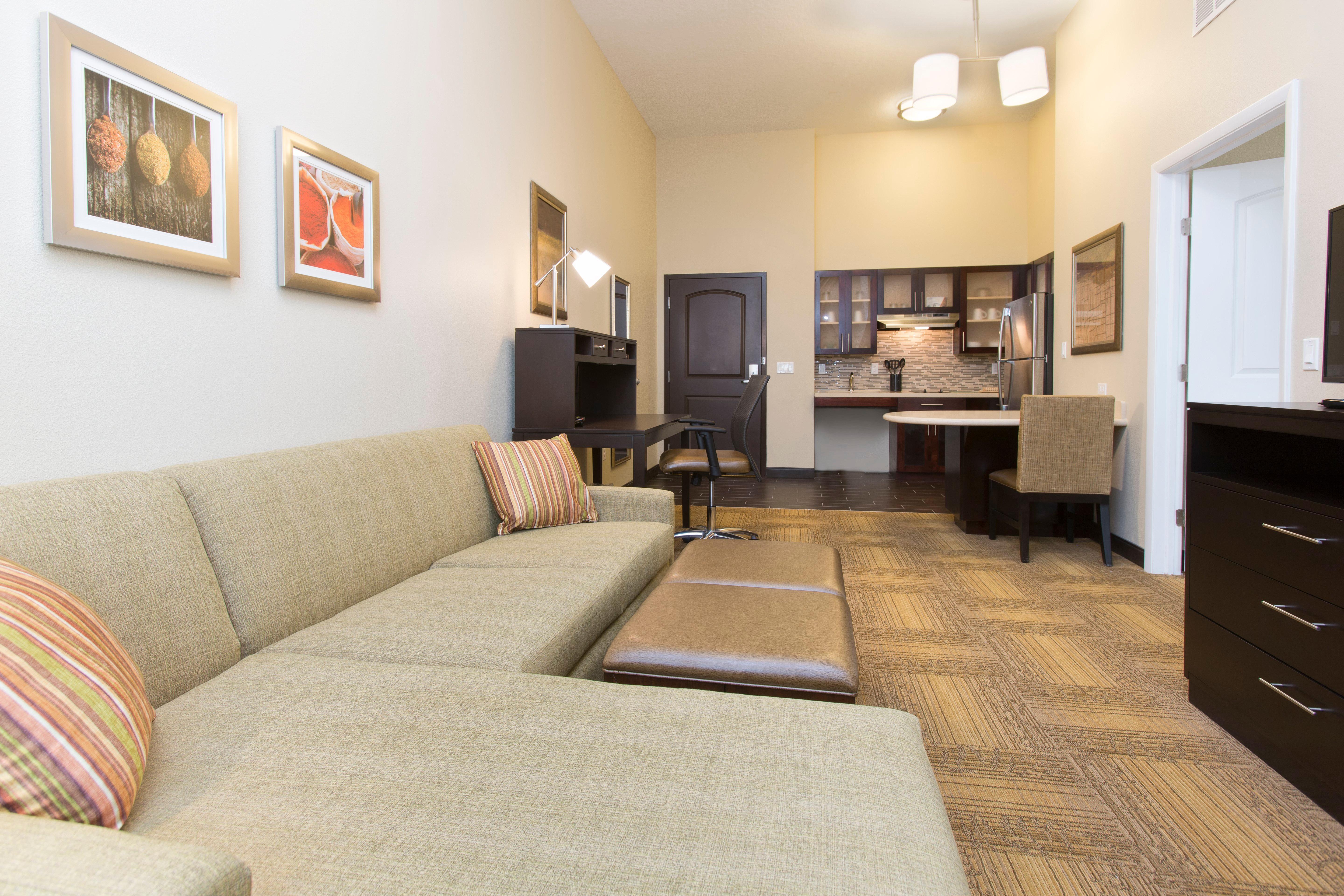 Staybridge Suites Orlando At Seaworld By Ihg - Free Parking & Shuttle To Seaworld Parks Williamsburg Buitenkant foto